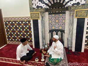 Silaturahmi ke Habib Syech di Solo, Ganjar Kenang Jateng Bersholawat