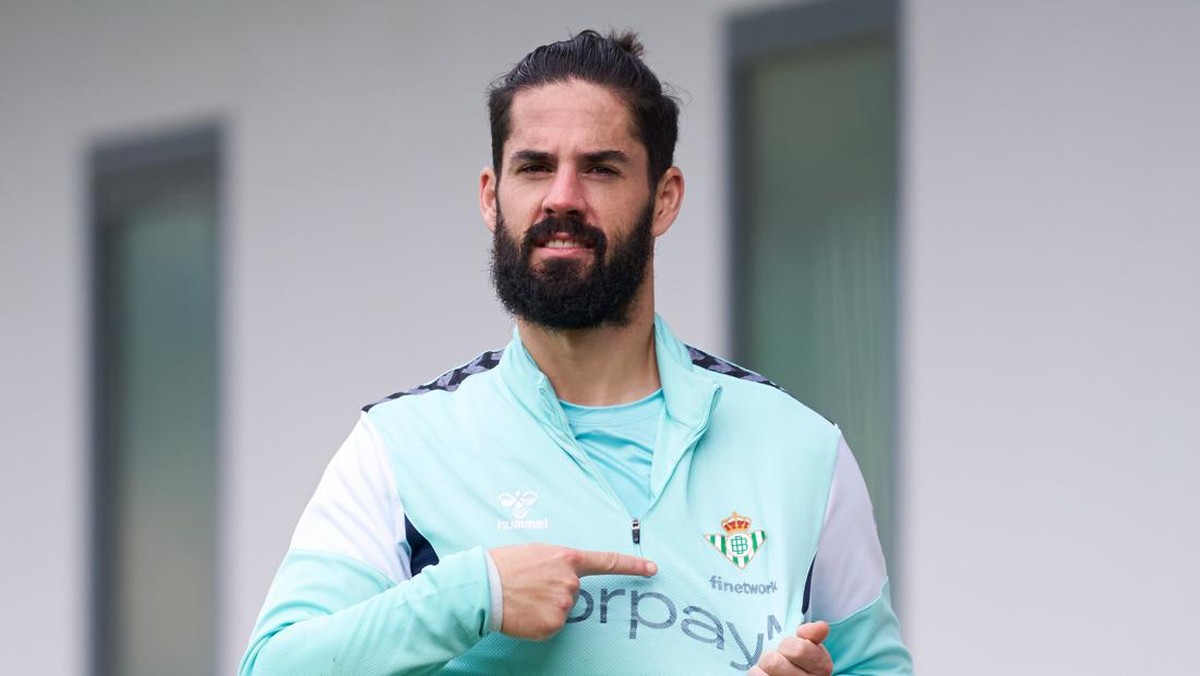 Isco bahagia bermain bersama Real Betis. Foto: Dok. Real Betis