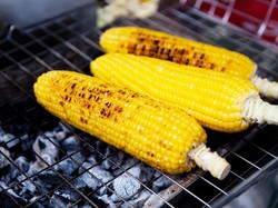 Resep Jagung Bakar Empuk untuk Acara Malam Tahun Baru 2026