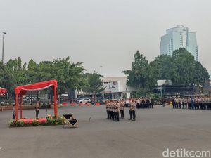 Kapolda Metro Pimpin Sertijab 8 Pejabat Utama: Dirkrimum hingga Dirintelkam Kapolda Metro Pimpin Sertijab 8 Pejabat Utama: Dirkrimum hingga Dirintelkam