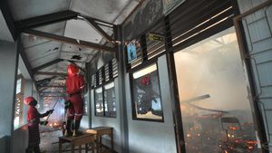 32 Ruang Kelas SMKN 3 Bengkulu Terbakar