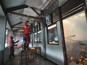32 Ruang Kelas SMKN 3 Bengkulu Terbakar 32 Ruang Kelas SMKN 3 Bengkulu Terbakar