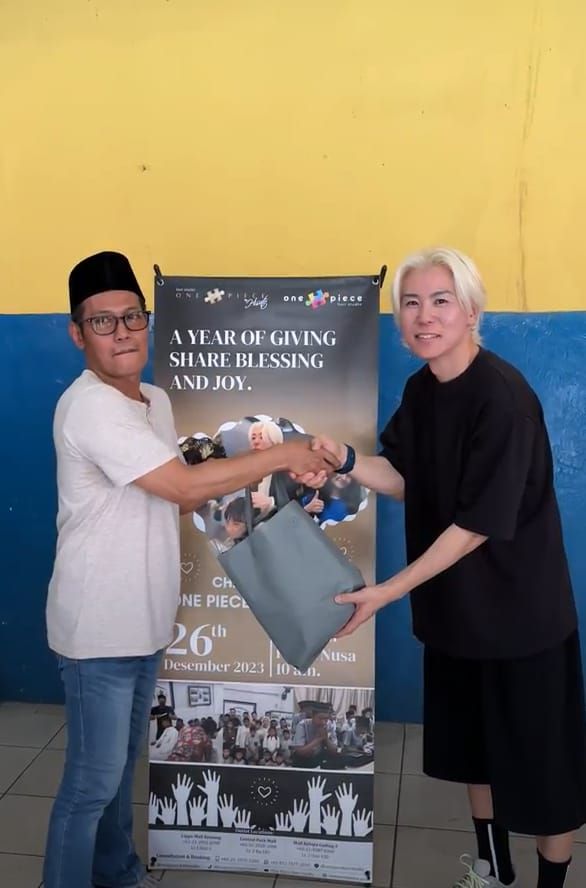 Kegiatan charity One Piece Hair Studio