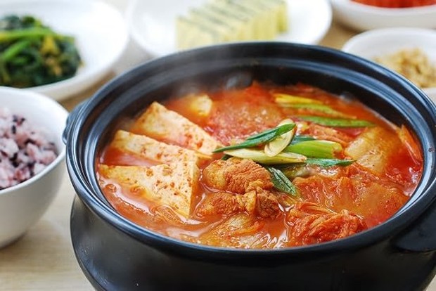 Kimchi Jjigae