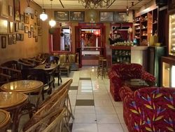 Legendaris! 5 Tempat Ngopi Nuansa Klasik Ini Ada di Semarang