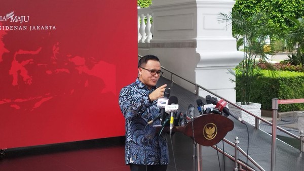 Menteri PAN-RB Azwar Anas Menteri PAN-RB Azwar Anas