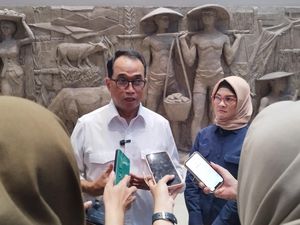 Menhub: Kita Pertimbangkan Naikkan Tarif Batas Atas Tiket Pesawat, tapi... Menhub: Kita Pertimbangkan Naikkan Tarif Batas Atas Tiket Pesawat, tapi...