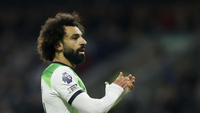 Soccer Football - Premier League - Burnley v Liverpool - Turf Moor, Burnley, Britain - December 26, 2023 Liverpool's Mohamed Salah reacts Action Images via Reuters/Ed Sykes NO USE WITH UNAUTHORIZED AUDIO, VIDEO, DATA, FIXTURE LISTS, CLUB/LEAGUE LOGOS OR 'LIVE' SERVICES. ONLINE IN-MATCH USE LIMITED TO 45 IMAGES, NO VIDEO EMULATION. NO USE IN BETTING, GAMES OR SINGLE CLUB/LEAGUE/PLAYER PUBLICATIONS.