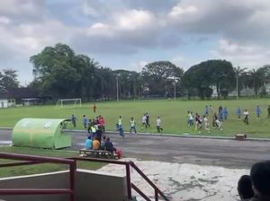 Heboh Pertandingan Liga 3 Sumut antara Poslab Vs PS Keluarga USU Ricuh