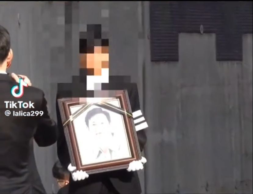Prosesi Pemakaman Lee Sun Kyun