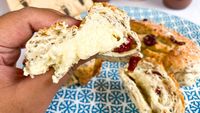 Viral! Roti Macan di Bandung Punya Sourdough Cranberry Cheese Enak