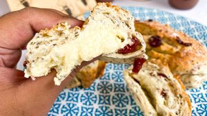 Viral! Roti Macan di Bandung Punya Sourdough Cranberry Cheese Enak
