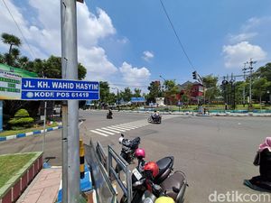 Awas! Tiga Jalan di Jombang Ditutup Saat Malam Tahun Baru Awas! Tiga Jalan di Jombang Ditutup Saat Malam Tahun Baru