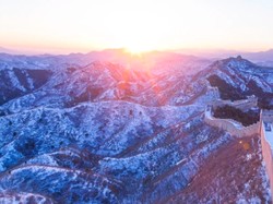 Menguak Tujuan Pembangunan Tembok Besar Mongolia