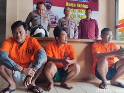 Apes! Ogah Dipalak, Pegawai Alfamart Semarang Diteriaki Maling-Dikeroyok