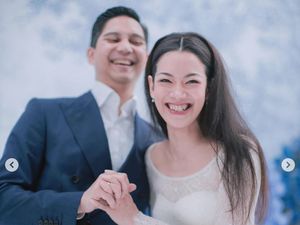 8 Foto Romantis Budi Djiwandono Menikah, Istri Bergaun Putih 8 Foto Romantis Budi Djiwandono Menikah, Istri Bergaun Putih