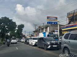 Jelang Akhir Tahun 2023, Arus Lalu Lintas di Siantar Macet