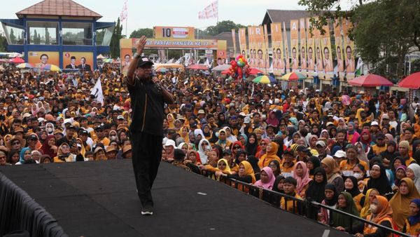 HUT Hanura Ke-17 di Indramayu, OSO Ajak Masyarakat Pilih Ganjar-Mahfud