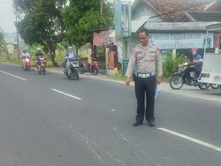 Pikap Sundul Motor dari Belakang di Jetis Bantul, 2 Orang Luka-luka