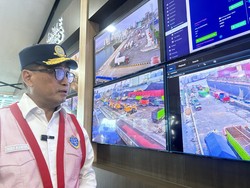 Menhub Sowan ke Luhut Minta Arahan soal Kereta Canggih-Bandara Kertajati