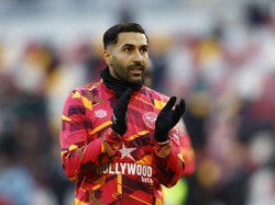 Saman Ghoddos (Brentford) sudah menjadi andalan Iran sejak 2017 dan diprediksi akan kembali hadir di Piala Asia. Foto: Action Images via Reuters/PETER CZIBORRA