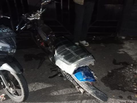 Tabrakan mobil vs motor di Jalan Radio Dalam, Kebayoran Baru, Jakarta Selatan