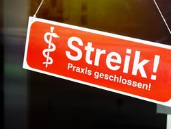Tuntut Naik Gaji, Dokter di Jerman Mogok Tiga Hari