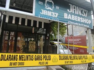 Geger Dugaan Pembunuhan di Tempat Potong Rambut Jalan Pemuda Demak Geger Dugaan Pembunuhan di Tempat Potong Rambut Jalan Pemuda Demak