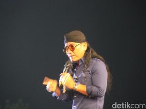 Pembatasan Speaker Masjid Bikin Gus Miftah-Kemenag Saling Balas