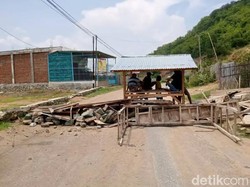 Bentrok Warga 2 Desa di Bima Berlanjut, 1 Warga Tertembak-Jalan Diblokade