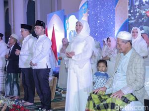 Refleksi Akhir Tahun, Khofifah Minta Doa Maju Pilgub Jatim 2024 dengan Emil