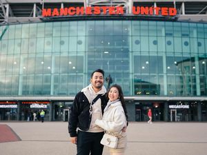 Kiky Saputri Pingsan di RS Jelang Periksa Kandungan Kiky Saputri Pingsan di RS Jelang Periksa Kandungan