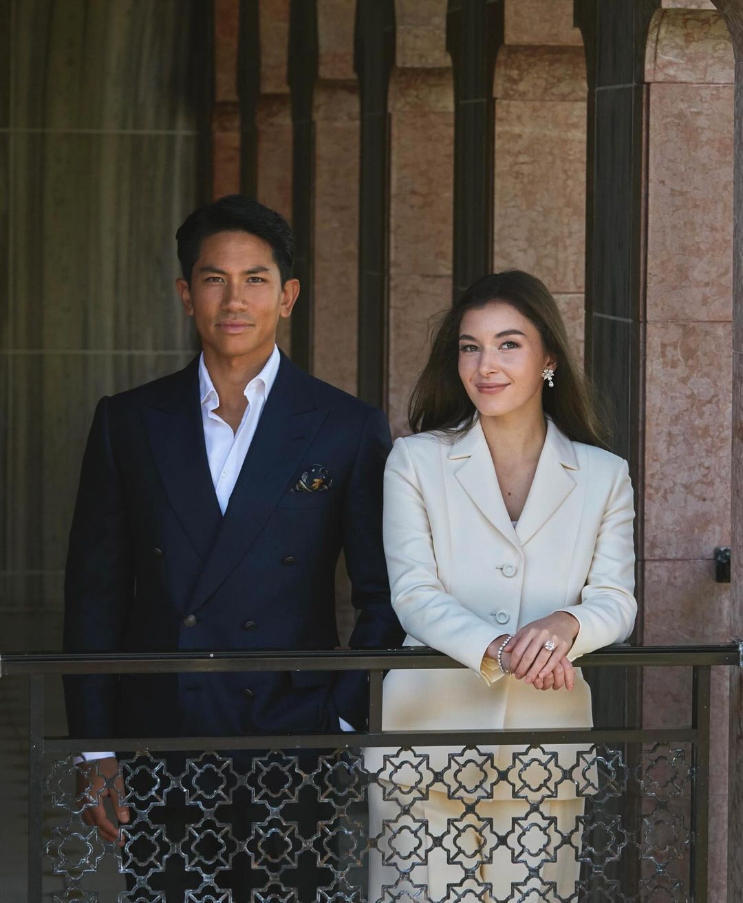 Pangeran Mateen dan Anisha Rosnah