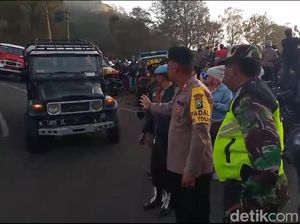 Jalur Bromo Direkayasa Antisipasi Penumpukan Kendaraan di Malam Tahun Baru Jalur Bromo Direkayasa Antisipasi Penumpukan Kendaraan di Malam Tahun Baru