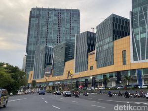 Bundaran Waru Disekat Selektif Jelang Malam Tahun Baru 2024 Bundaran Waru Disekat Selektif Jelang Malam Tahun Baru 2024