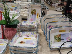 Diskon Melimpah! Di Transmart Full Day Sale Baking Dish Cuma Rp 47 Ribuan