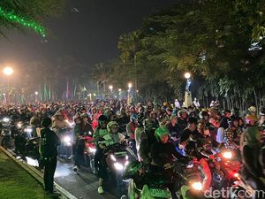 Antrean Mengular di Pintu Keluar Ancol Usai Perayaan Tahun Baru
