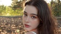10 Foto Dasha Taran, Wanita Tercantik dari Rusia Kalahkan Lisa Blackpink
