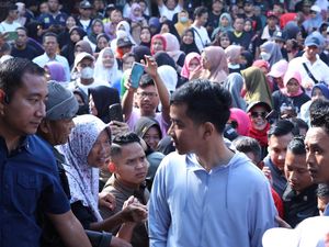 Respons Gibran soal Relawan Ganjar Dikeroyok TNI di Boyolali Respons Gibran soal Relawan Ganjar Dikeroyok TNI di Boyolali