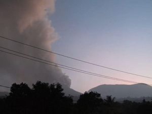 Status Gunung Api Lewotobi Laki-laki di NTT Naik Jadi Siaga Status Gunung Api Lewotobi Laki-laki di NTT Naik Jadi Siaga