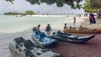 8 Pantai Dekat Jakarta, Cocok untuk Liburan Singkat Saat Nataru