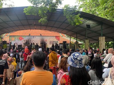 Pengunjung KBS Membeludak di Libur Tahun Baru 2024