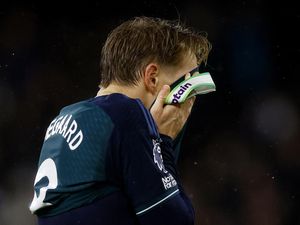 Roller Coaster Arsenal: Natal di Puncak, Tahun Baru di Posisi 4