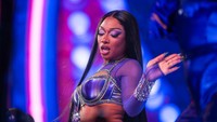 Megan Thee Stallion Absen 2 Kali Usai Sakit di Pentas Moulin Rouge!