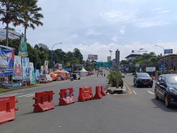 Polisi Terapkan One Way Arah Jakarta, Kendaraan ke Puncak Disetop