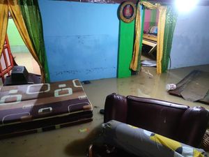 Tips dan Biaya Meninggikan Rumah Demi Halau Banjir di Musim Hujan Tips dan Biaya Meninggikan Rumah Demi Halau Banjir di Musim Hujan