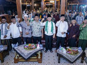 Momen Mardiono Gelar Silaturahmi Tirakatan Jelang Tahun Baru di Yogyakarta