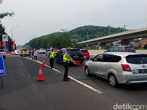 Tol Cipularang Padat-Rest Area KM 125 Dibuka-Tutup