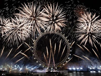 Potret Kemeriahan Pesta Kembang Api di Berbagai Negara