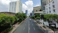 Potret Lengang Jalanan Surabaya saat Libur Tahun Baru 2024